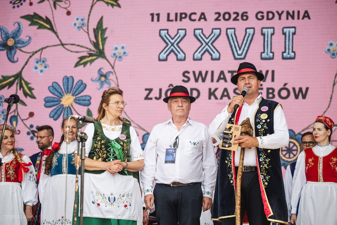 „Bursztynowa Klëka" dla wójta gminy Szemud. Od lat promuje Kaszuby i ich kulturę „Bursztynowa Klëka" dla wójta gminy Szemud. Od lat promuje Kaszuby i ich kulturę