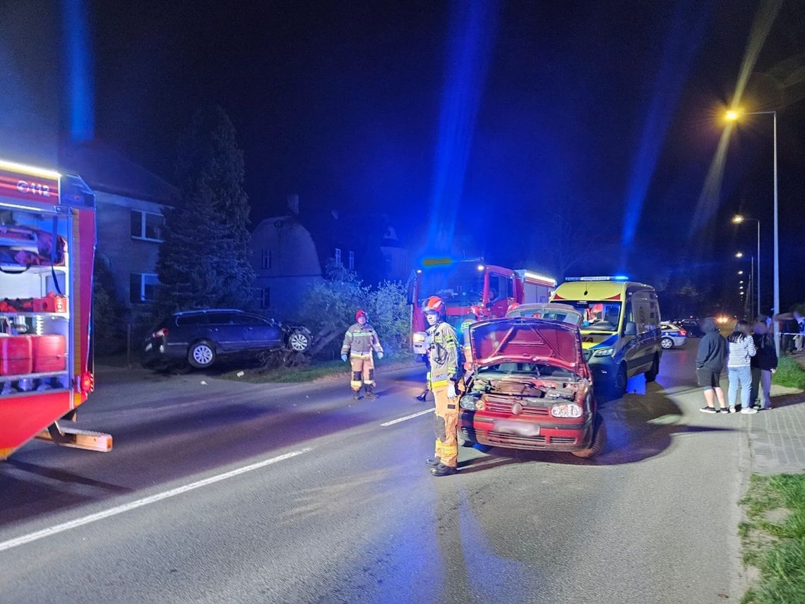 8 osób poszkodowanych w zderzeniu dwóch aut w Chojnicach