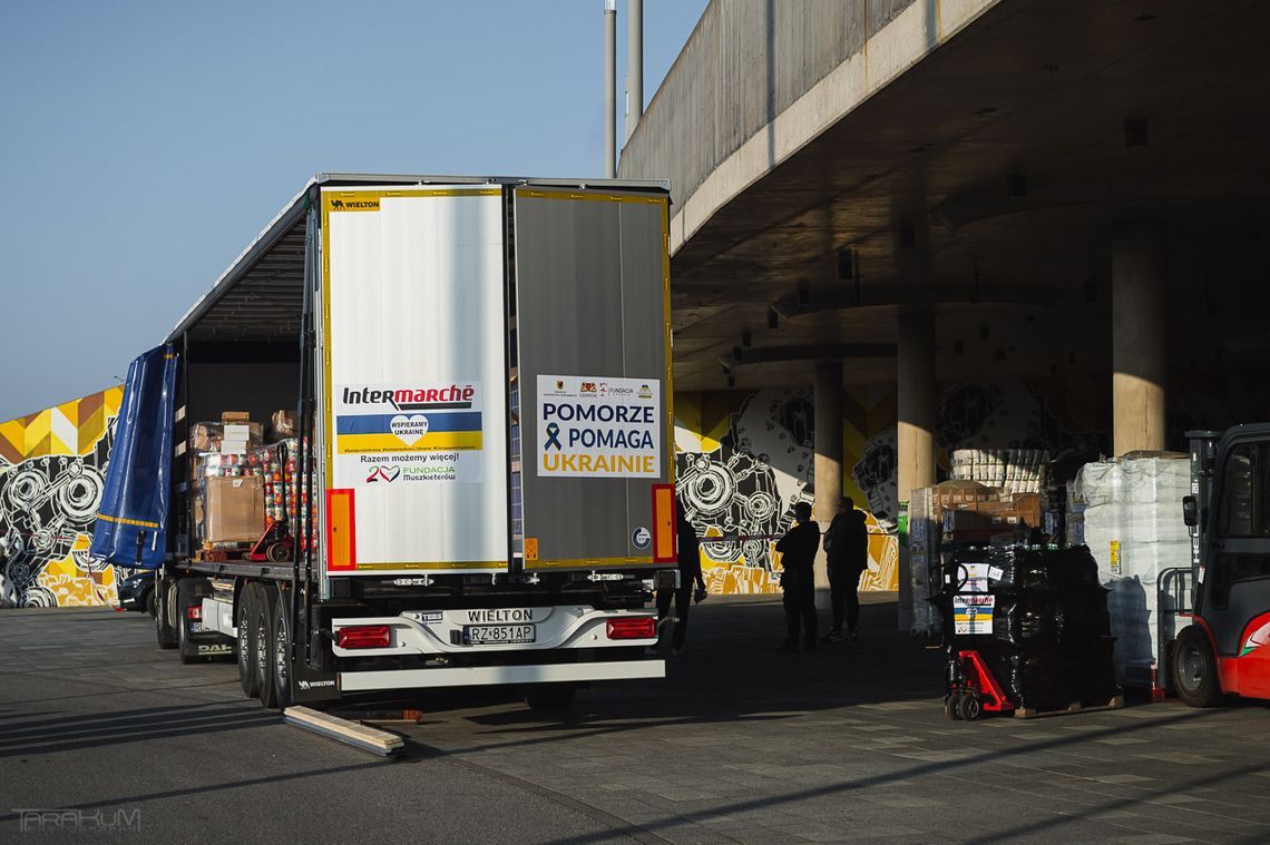 Ciężarówka z pomocą ruszyła z Gdańska do Lwowa. Takich transportów będzie ponad 100