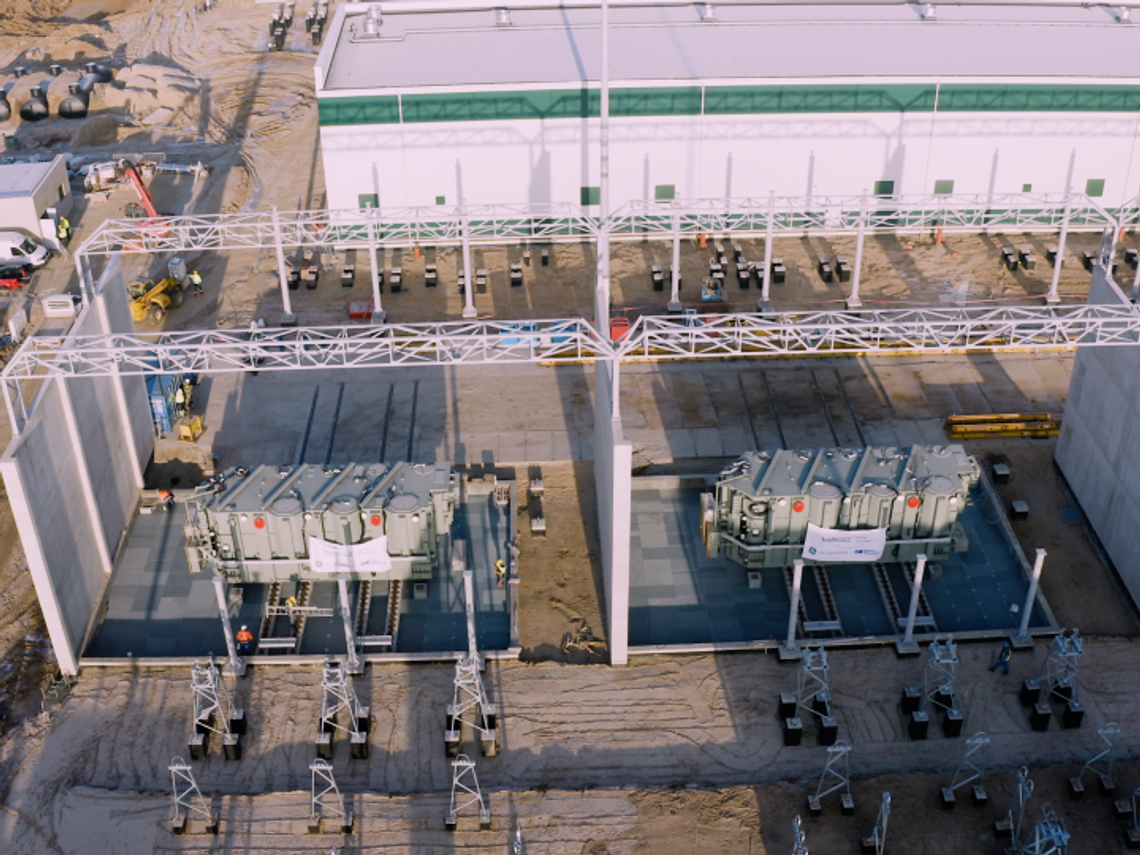 Ciężkie jak Boeing 777! Potężne transformatory pomogą przesyłać prąd z farmy Baltica 2