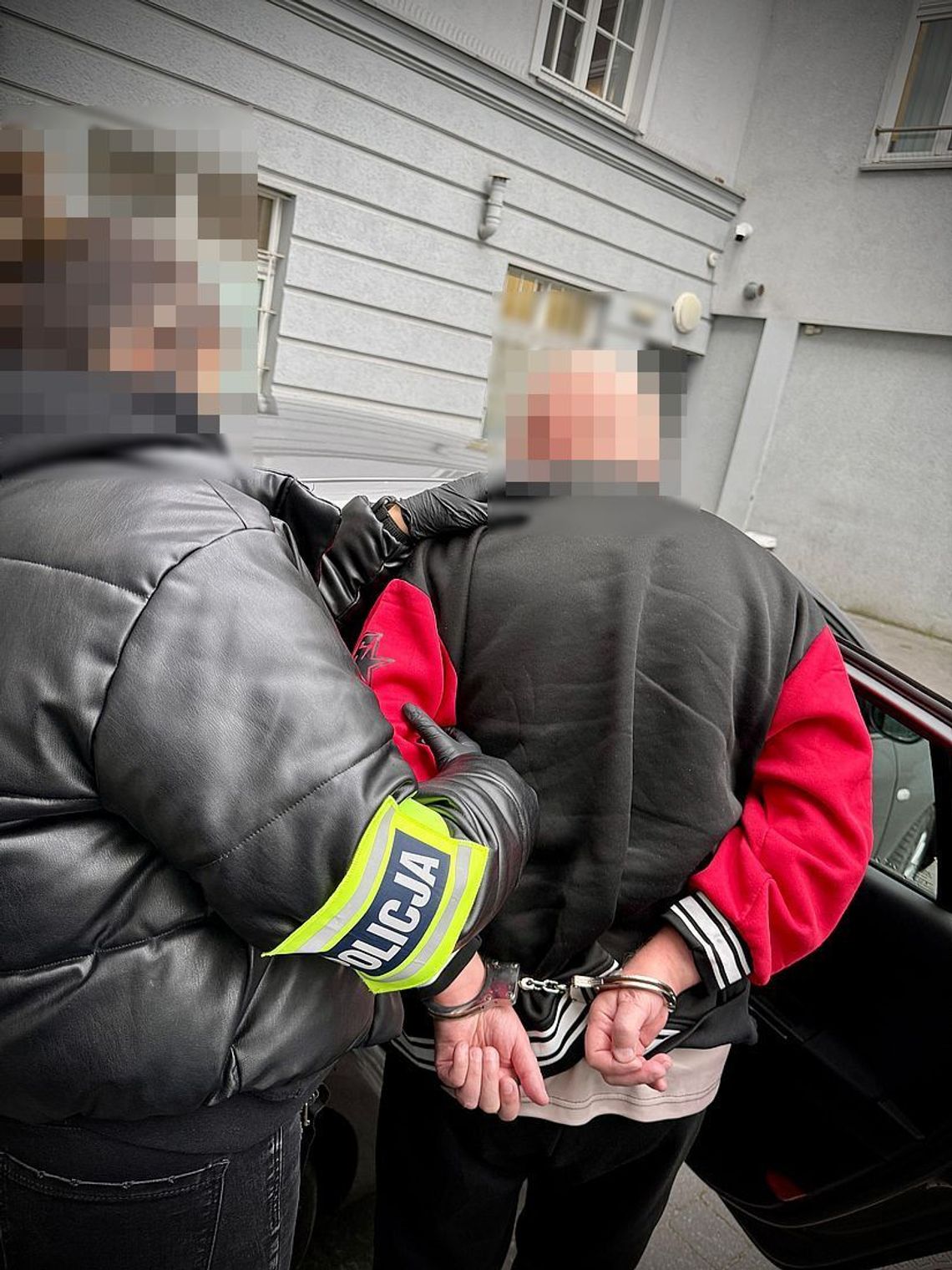 Czekał na kobietę pod blokiem z pistoletem w ręku. Odpowie za groźby Gdańsk: Czekał na nią pod blokiem z pistoletem w ręku. Odpowie za groźby