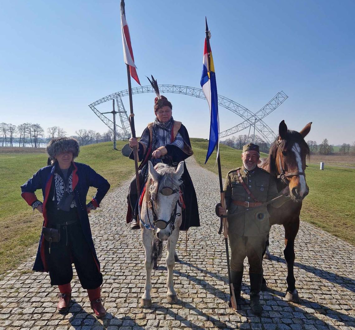 Czterech jeźdźców na Drodze św. Jakuba, najdłuższym szlaku pielgrzymów