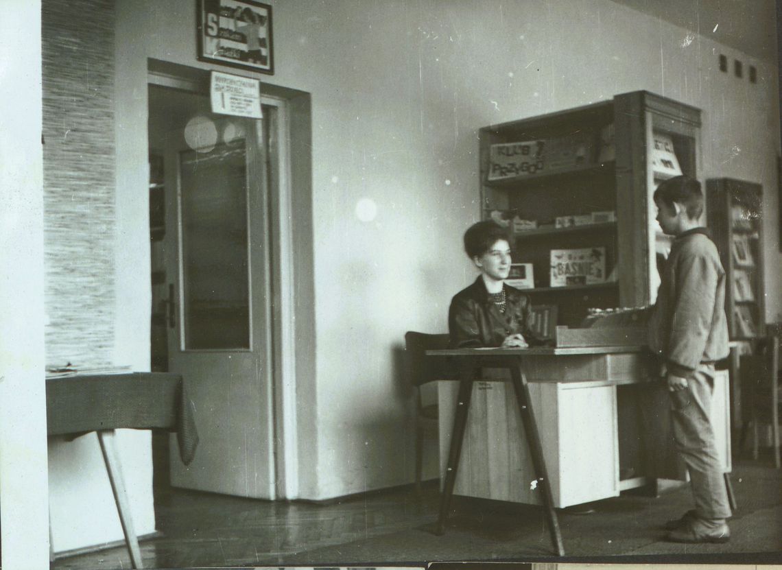 Czy ktoś dziś zakochałby się w swoim czytniku? Biblioteka Wojewódzka w Gdańsku ma 80 lat!