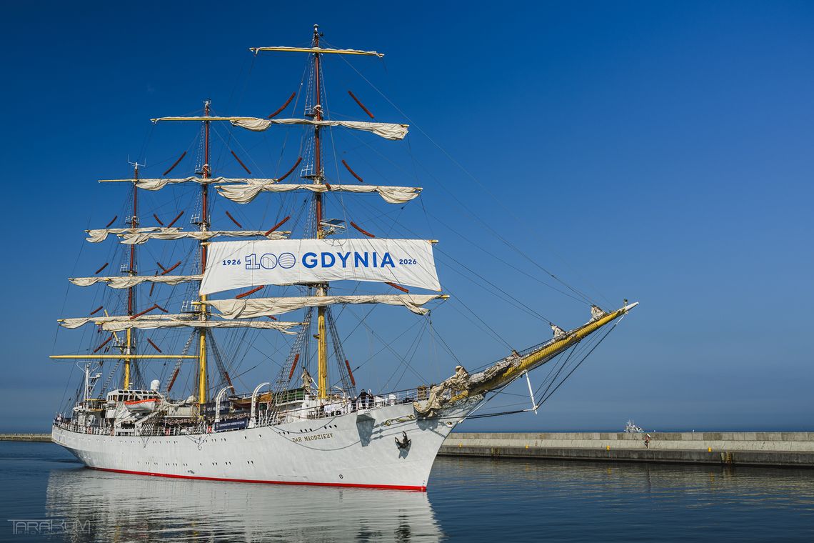 "Dar Młodzieży” wyruszył do USA! Weźmie udział w paradzie żaglowców w Nowym Jorku "Dar Młodzieży” wyruszył z Gdyni do USA! To nawiązanie do historycznej wyprawy