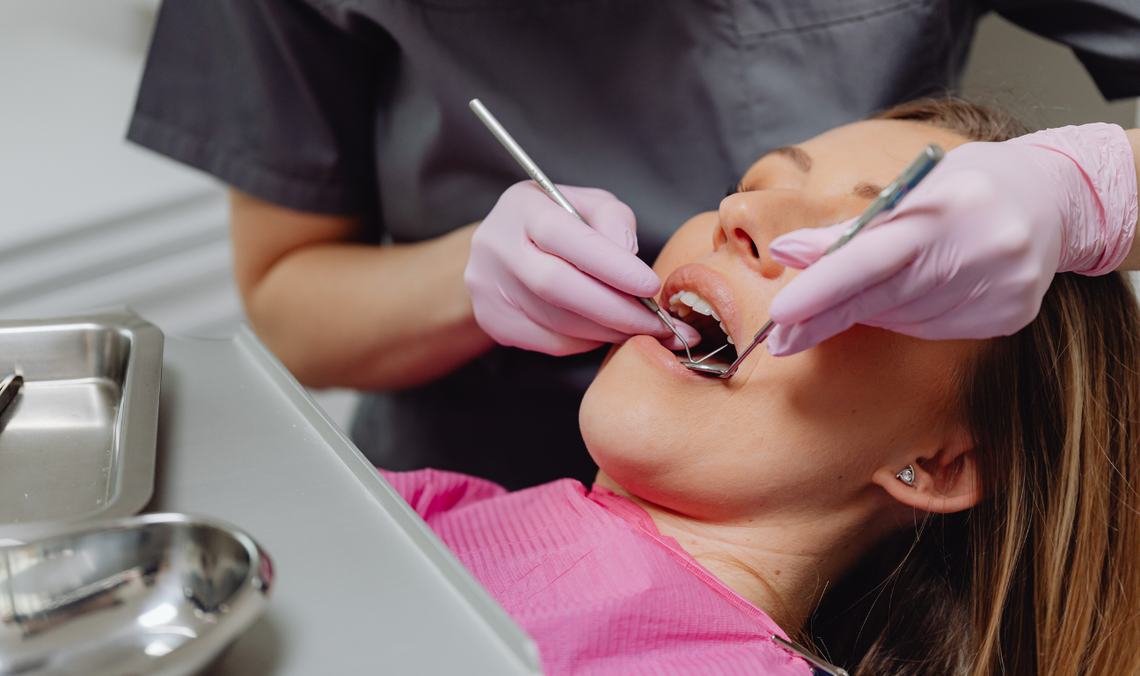 Dentysta luksusem? Co trzeci Polak nie leczy zębów z powodu kosztów
