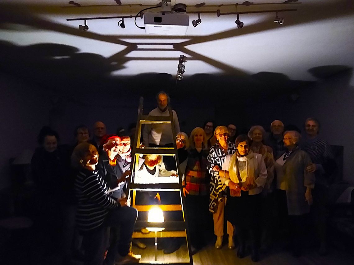 Drabina w roli głównej. Po premierze słuchowiska w oliwskim Domu Zarazy Drabina w roli głównej. Po premierze słuchowiska w oliwskim Domu Zarazy