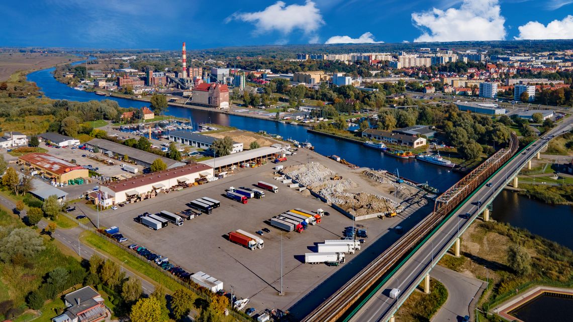 Droga wodna do portu w Elblągu - dno rzeki zostanie oczyszczone zaraz po wakacjach Droga wodna do portu w Elblągu - dno rzeki zostanie oczyszczone zaraz po wakacjach