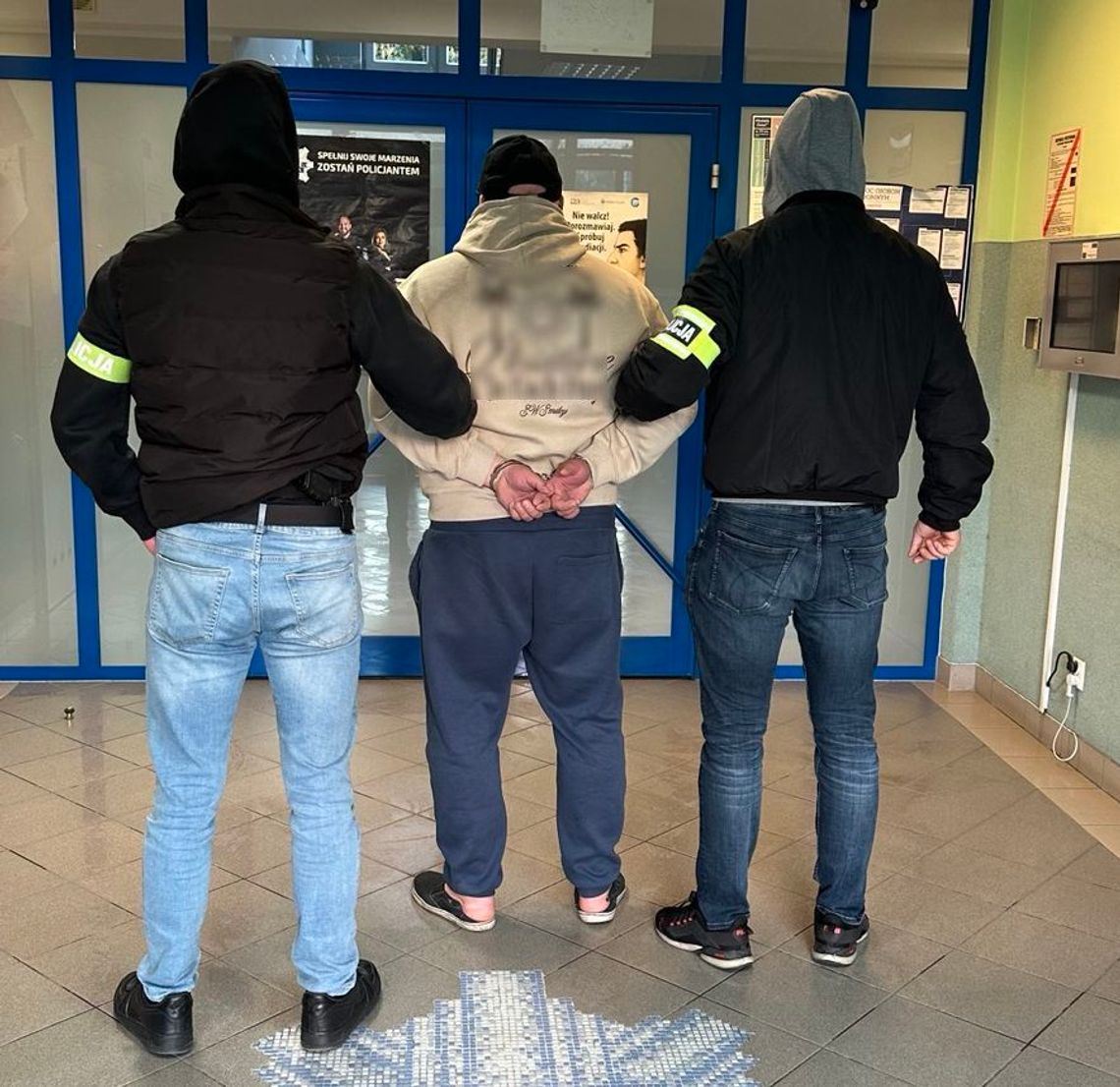 Dwa ataki w Gdańsku. 43-latek podejrzany o atak nożem i uderzenie pałką
