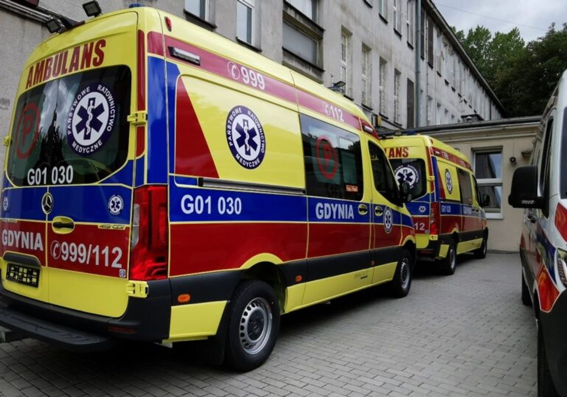 Dwa nowe ambulanse zadbają o bezpieczeństwo mieszkańców Gdyni Dwa nowe ambulanse zadbają o bezpieczeństwo mieszkańców Gdyni