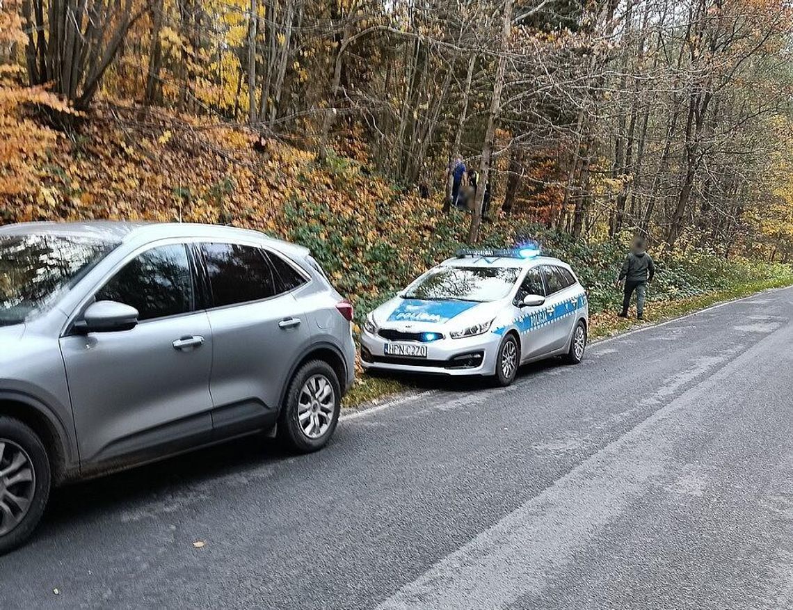 Dwie kobiety uratowane przez policjantów. Kluczowa była błyskawiczna reakcja Dwie kobiety uratowane przez policjantów. Kluczowa była błyskawiczna reakcja