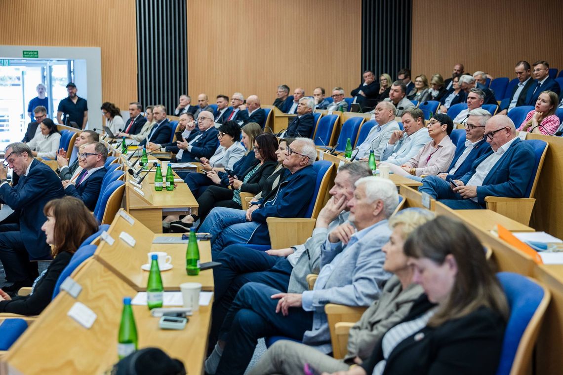 nadzwyczajna sesja Sejmiku Województwa Pomorskiego w sprawie ustawy metropolitalnej, Gdańsk 2026