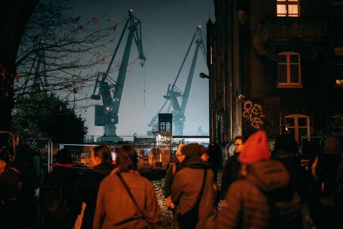 Startuje Festiwal Narracje 2025. Spacer między życiem a śmiercią w dzielnicy Aniołki