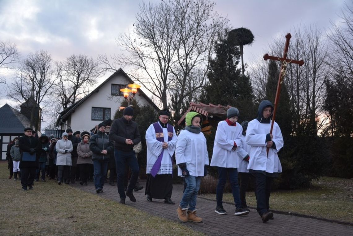 Kaszubska Droga Krzyżowa w Sianowie pamięci ofiar i bohaterów