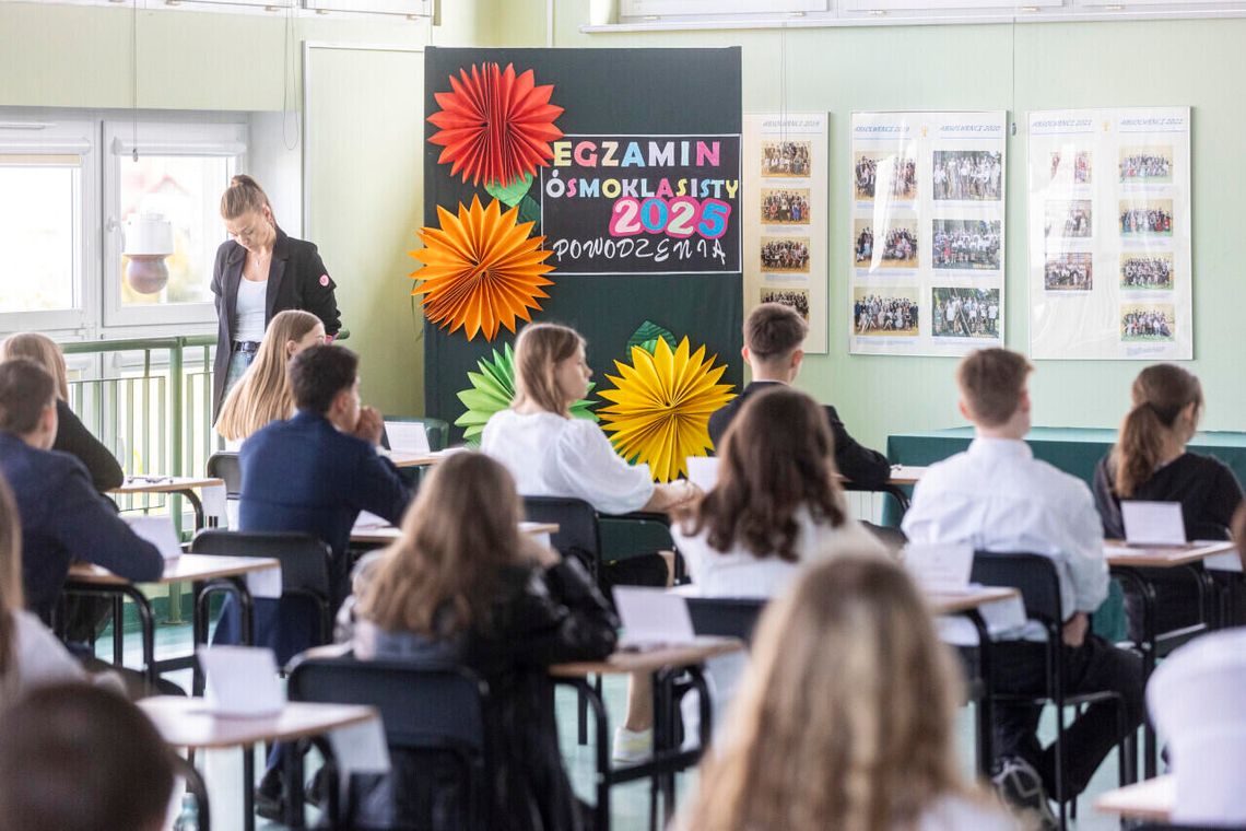egzamin ósmoklasisty 2025 z języka polskiego w Szkole Podstawowej nr 33 w Gdańsku