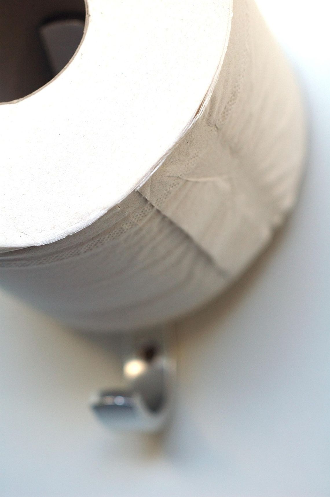 Ekstramiękki papier toaletowy - dlaczego warto go wybrać?