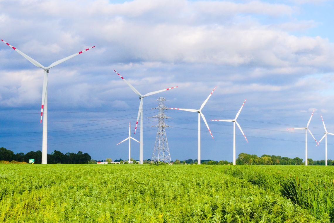 Energa przyśpiesza transformację energetyczną północnej Polski. OZE i inwestycje w stabilne źródła energii zmieniają energetyczną mapę regionu