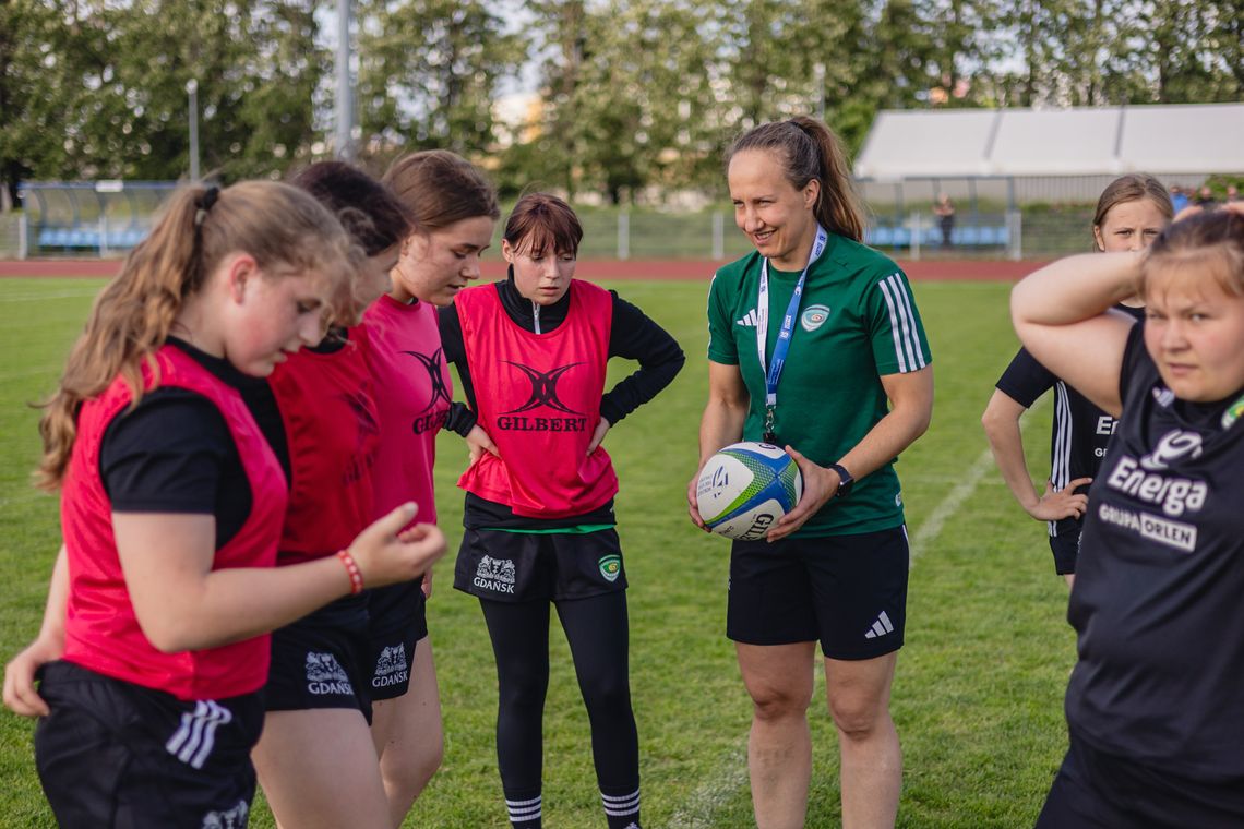 Energetyczna akademia, czyli rugby jest dla dziewczyn. Może chcesz dołączyć? Energetyczna akademia, czyli rugby jest dla dziewczyn. Może chcesz dołączyć?