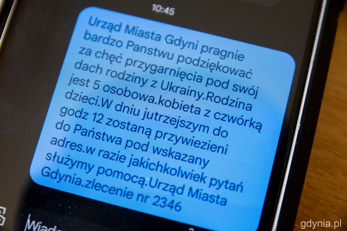 Fałszywy SMS o dokwaterowaniu uchodźców Gdynia