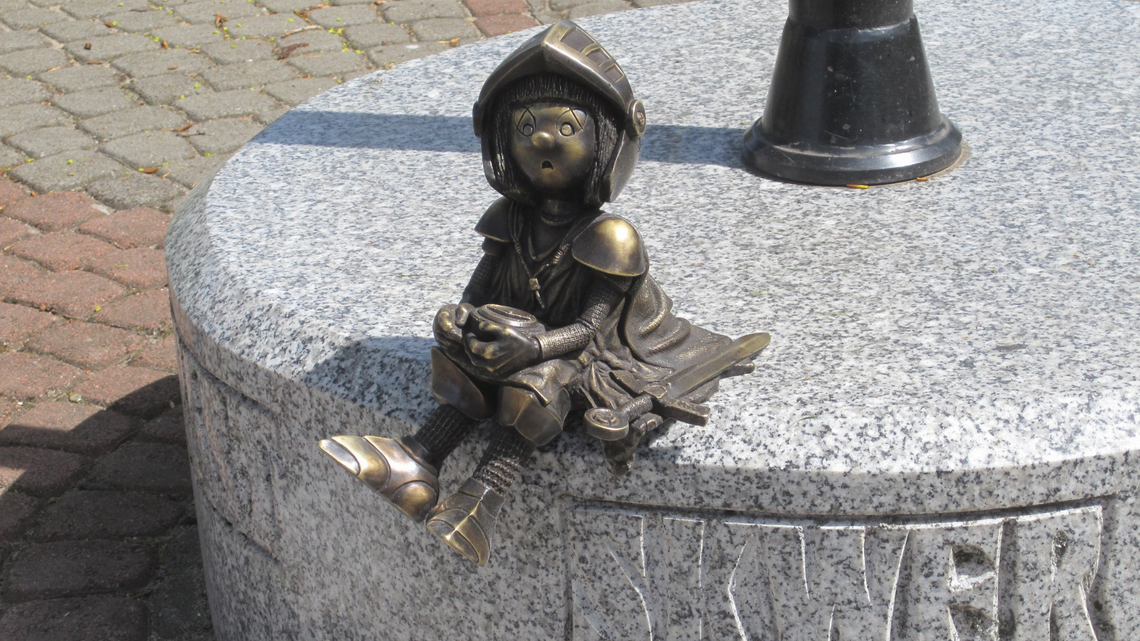 Marianek z kompasem w Malborku