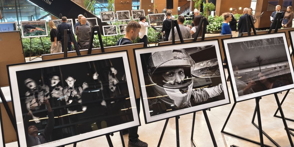 Fotoreporterzy „Zawsze Pomorze” z nagrodami i wyróżnieniami na prestiżowym konkursie fotografii Grand Press Foto 2026, Olek Knitter, Karol Makurat