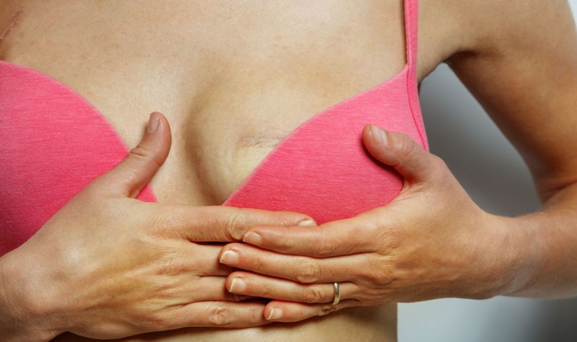 UCK przygotowało poradnik dla pacjentek przed i po rekonstrukcji piersi