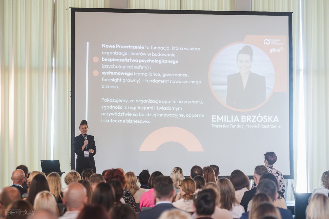 konferencja GFKM Leadership Conference 2025: Lider w Świecie Sprzeczności