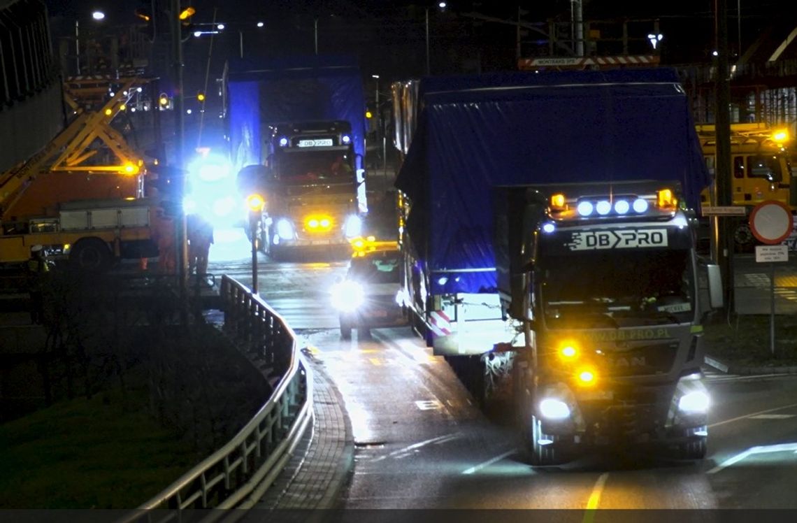 Transport ponadgabarytowy na ulicach Gdańska