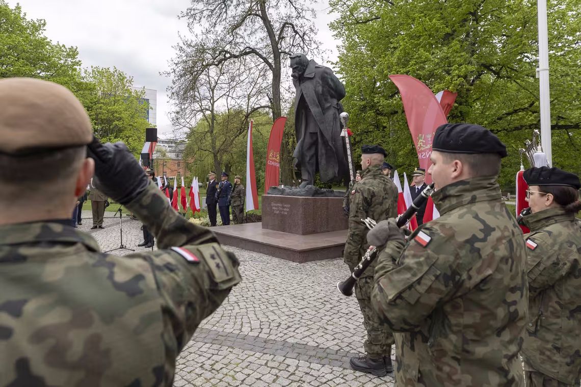 Gdańsk uczcił pamięć Józefa Piłsudskiego. Uroczystości w 91. rocznicę śmierci marszałka Gdańsk uczcił pamięć Józefa Piłsudskiego. Uroczystości w 91. rocznicę śmierci marszałka