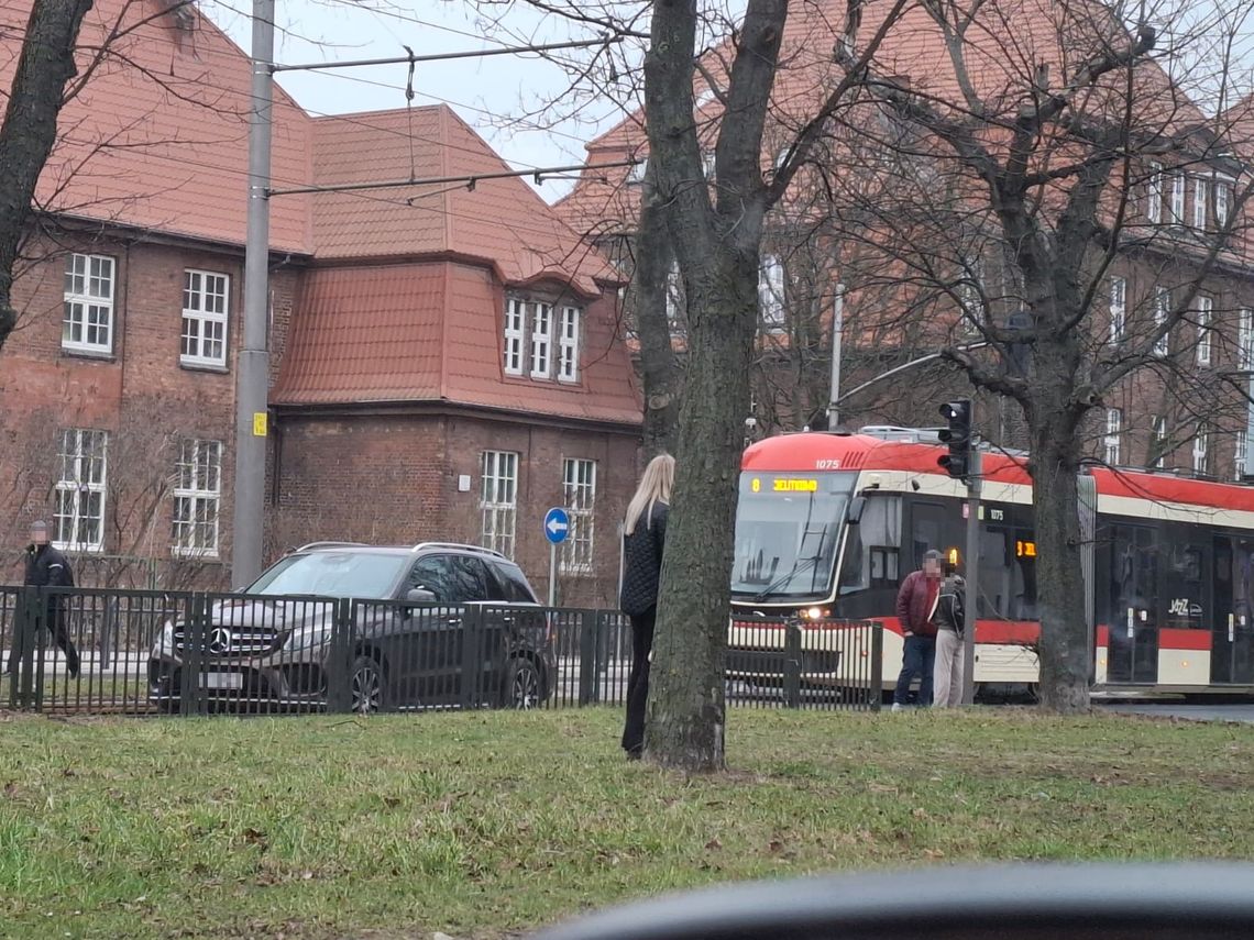 Gdańsk: Zderzenie samochodu i tramwaju przy ul. Legionów