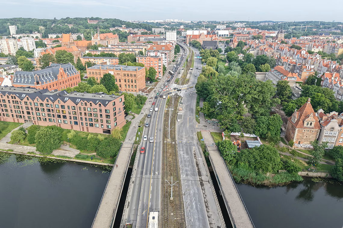 Gdańsk: zmiany w ruchu na Podwalu Przedmiejskim. Utrudnienia do końca września Gdańsk: zmiany w ruchu na Podwalu Przedmiejskim. Utrudnienia do końca września