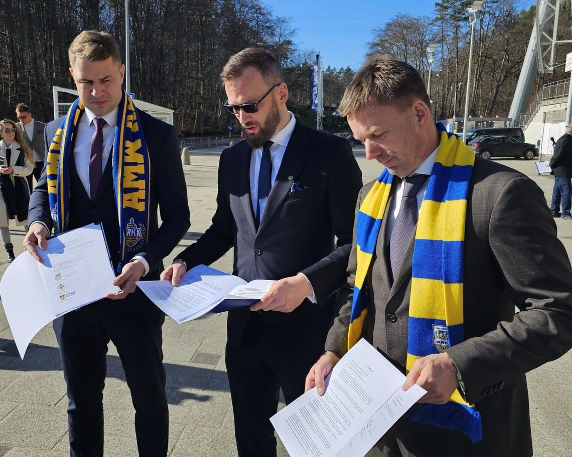 Gdyńscy sportowcy będą promować Zielony Okręg Przemysłowy Kaszubia Gdyńscy sportowcy będą promować Zielony Okręg Przemysłowy Kaszubia