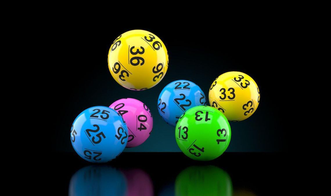 Główna wygrana w LOTTO padła w Słupsku. Zwycięzca zainkasował ponad... 6 milionów złotych! Punkt LOTTO, w którym zakupiono szczęśliwy kupon, znajduje się przy ul. Szafranka 1 w Słupsku. Zakład został zawarty metodą chybił trafił.
