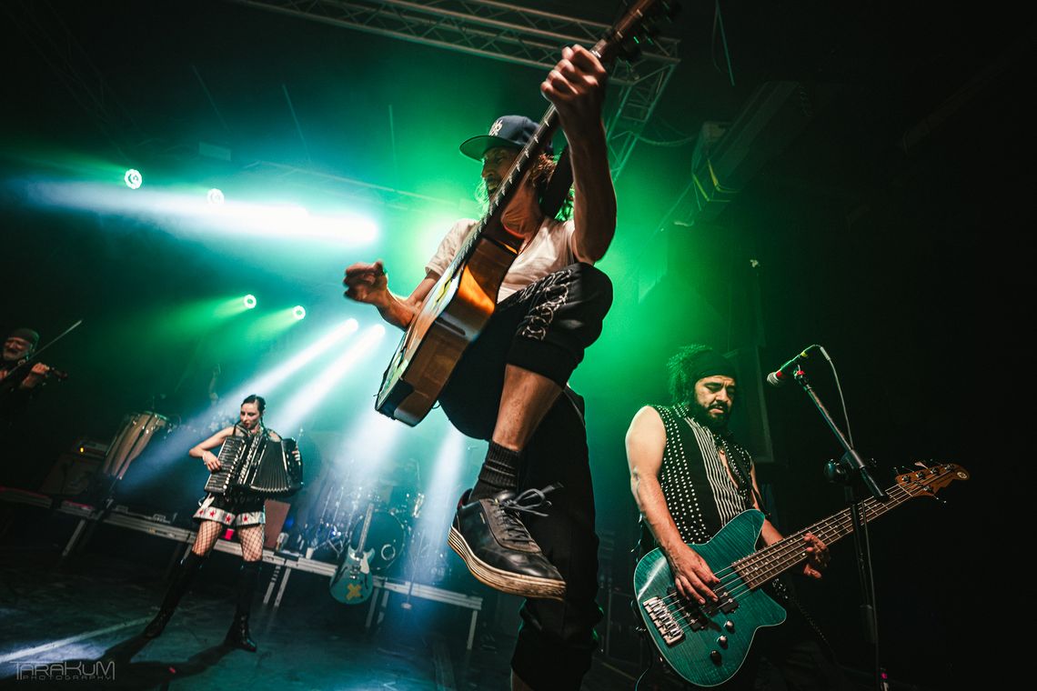 Gogol Bordello, bum bum! Wielkie cygańskie wesele w B90