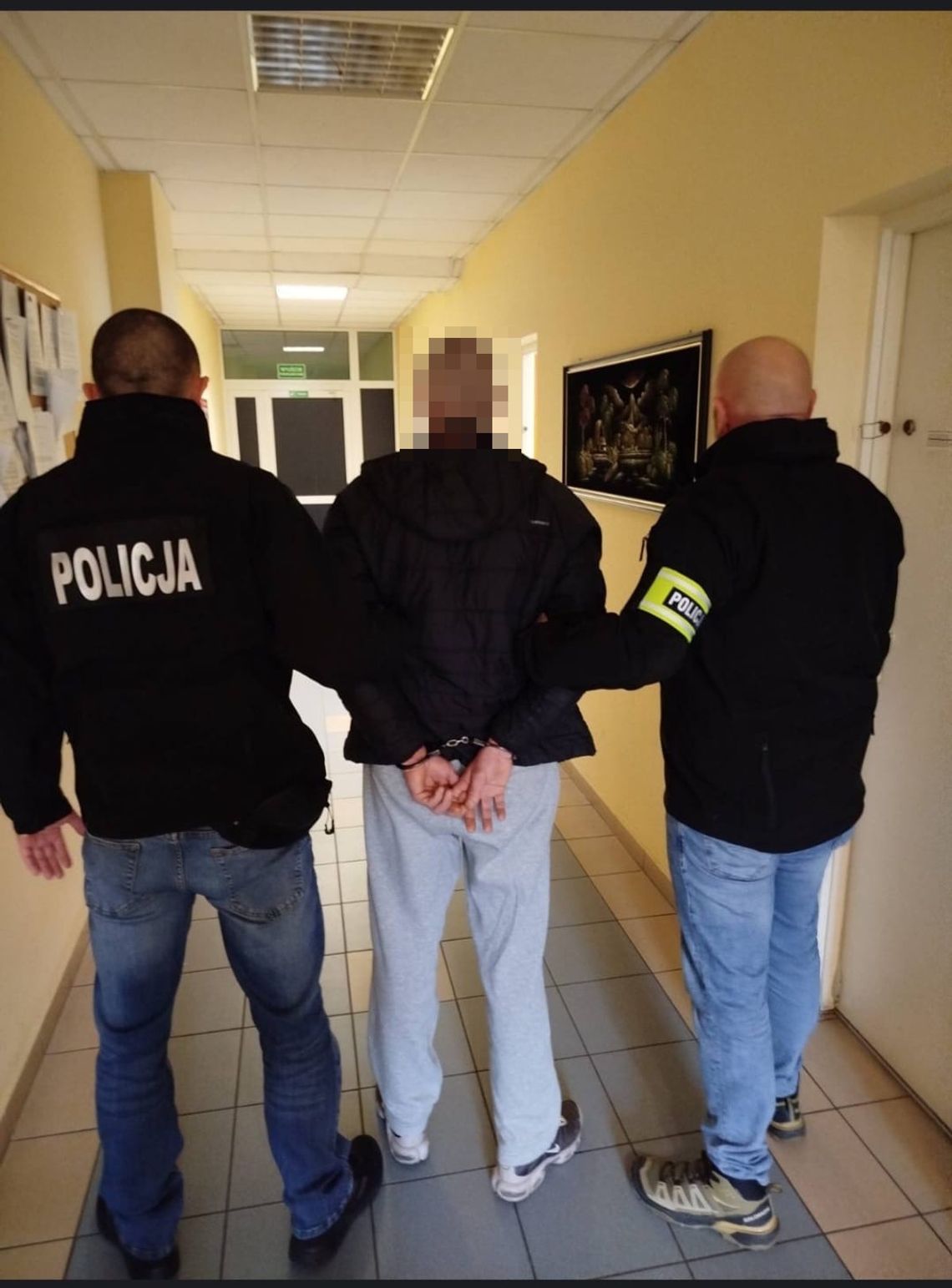 Groził ekspedientce z Ukrainy śmiercią, wykonał hitlerowski gest. Jest już w rękach policji Gdynia: Groził ukraińskiej ekspedientce śmiercią, wykonał hitlerowski gest