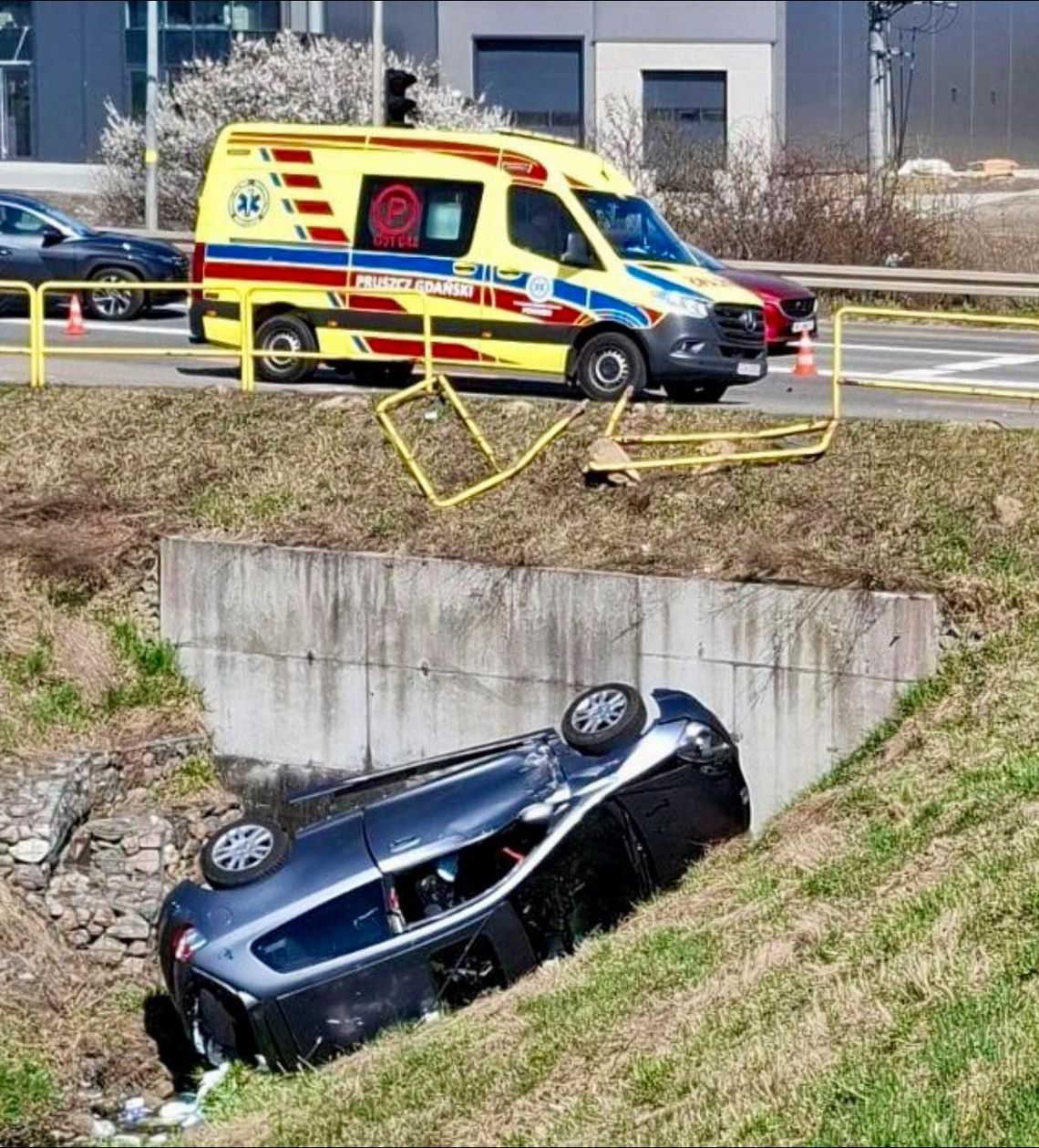 wypadek na ul. Przywidzkiej w Gdańsku