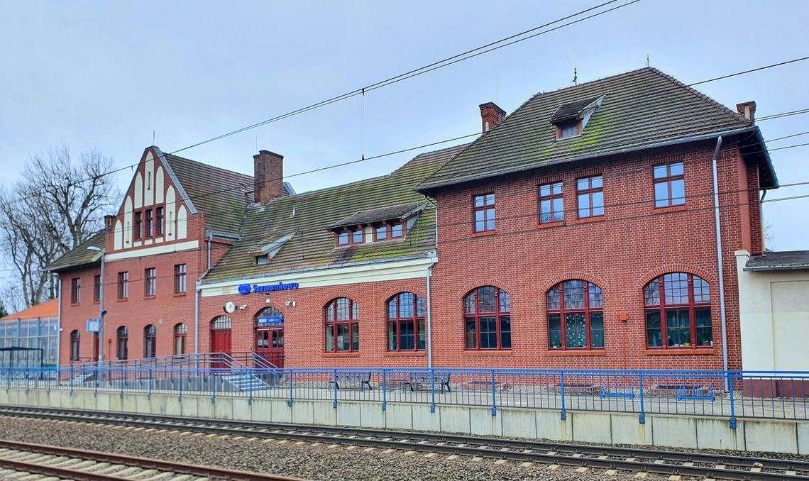 Historyczny dworzec kolejowy w Szymankowie oddany po gruntownej przebudowie