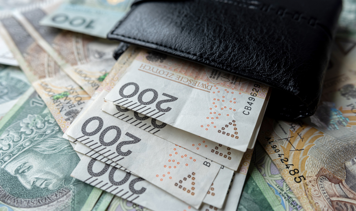 Ile zarabiają Polacy? Średnia płaca to jedno, ale rzeczywistość jest zupełnie inna
