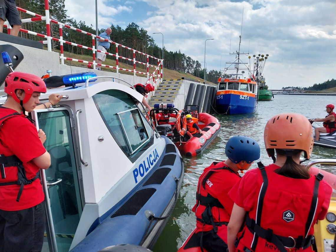 Intensywne ćwiczenia ratowników na Mierzei Wiślanej