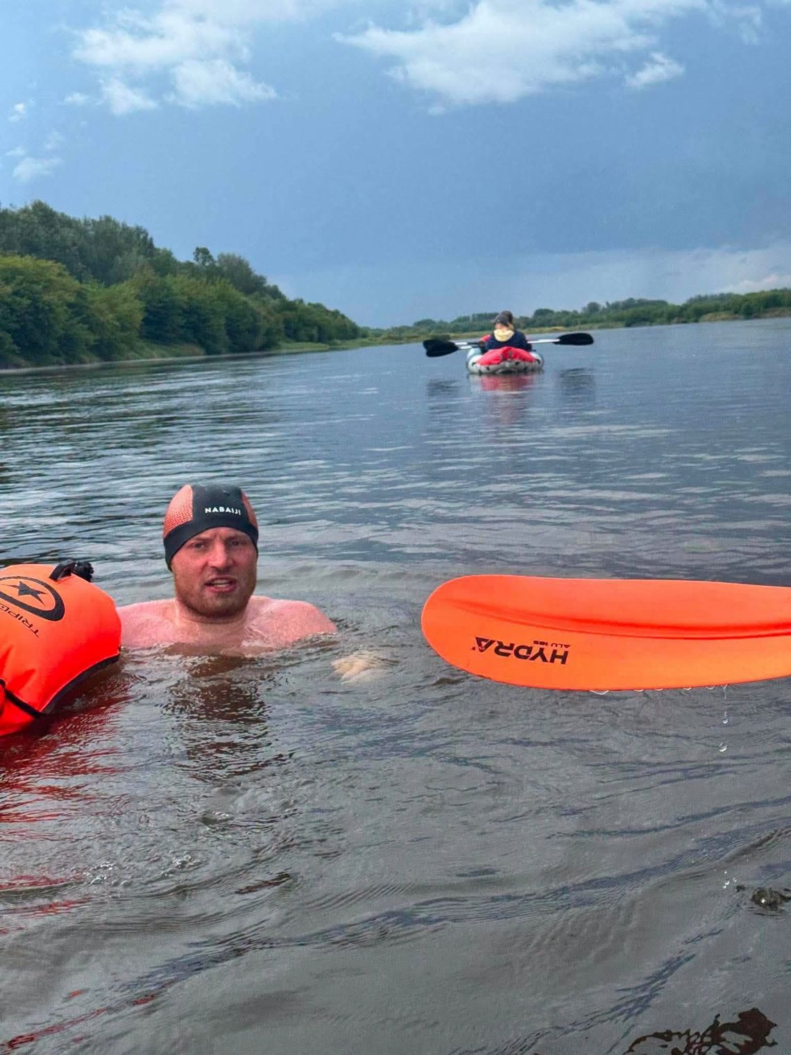 Jacek Pałubicki pokonał wpław już 500 km Wisły! Podróżnik z Rumi płynie dla dobra dzieci Jacek Pałubicki pokonał wpław już 500 km Wisły! Podróżnik z Rumi płynie dla dobra dzieci