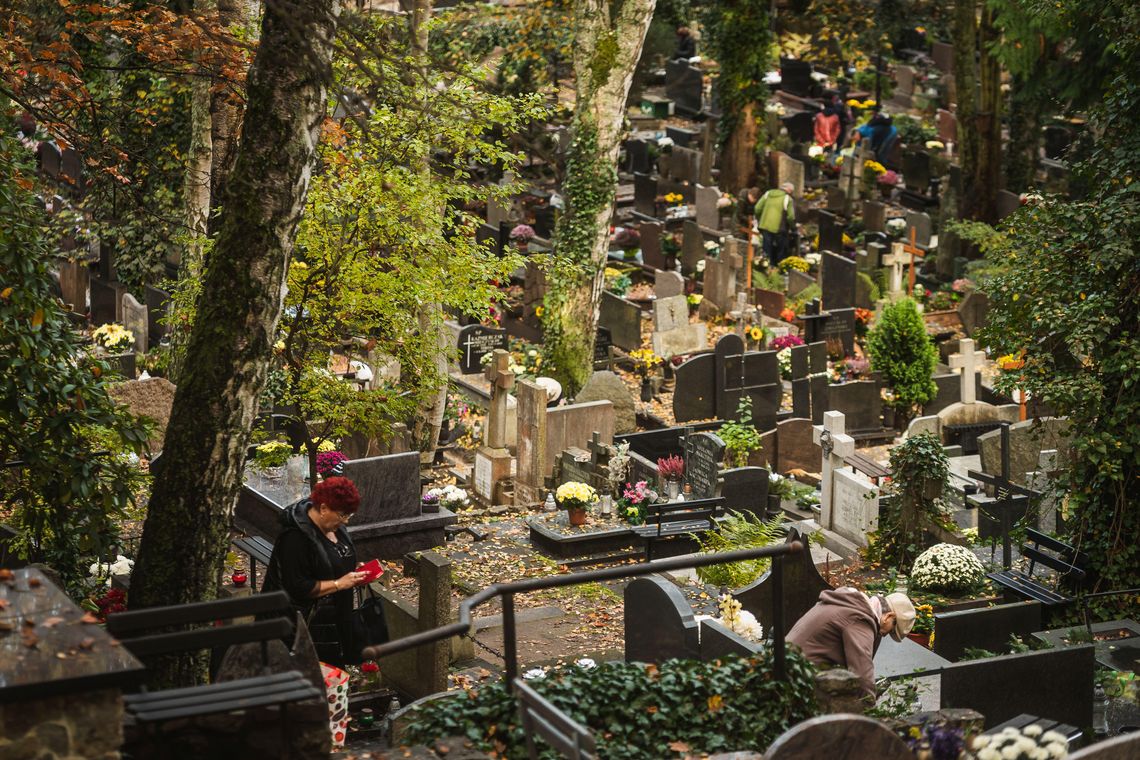 Jak dojechać na cmentarz w Sopocie? Zmiany w organizacji ruchu i objazdy