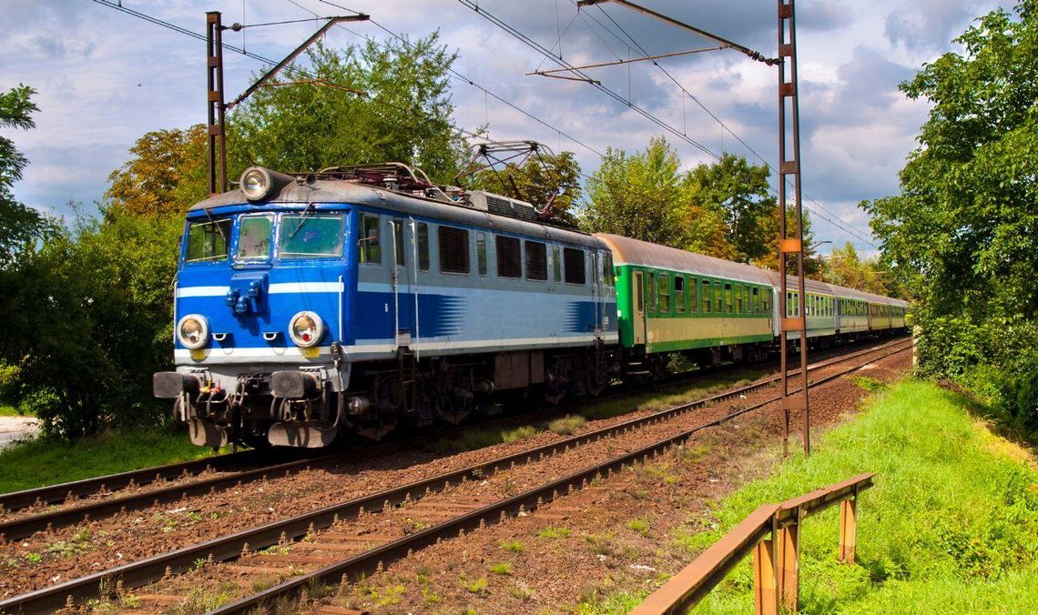 pociąg, zdjęcie ilustracyjne