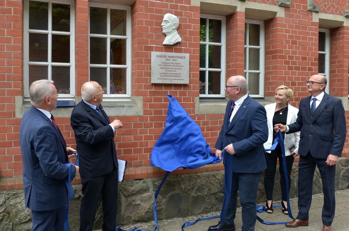 Już nie tylko ul. Narutowicza. Politechnika Gdańska upamiętniła pierwszego prezydenta RP