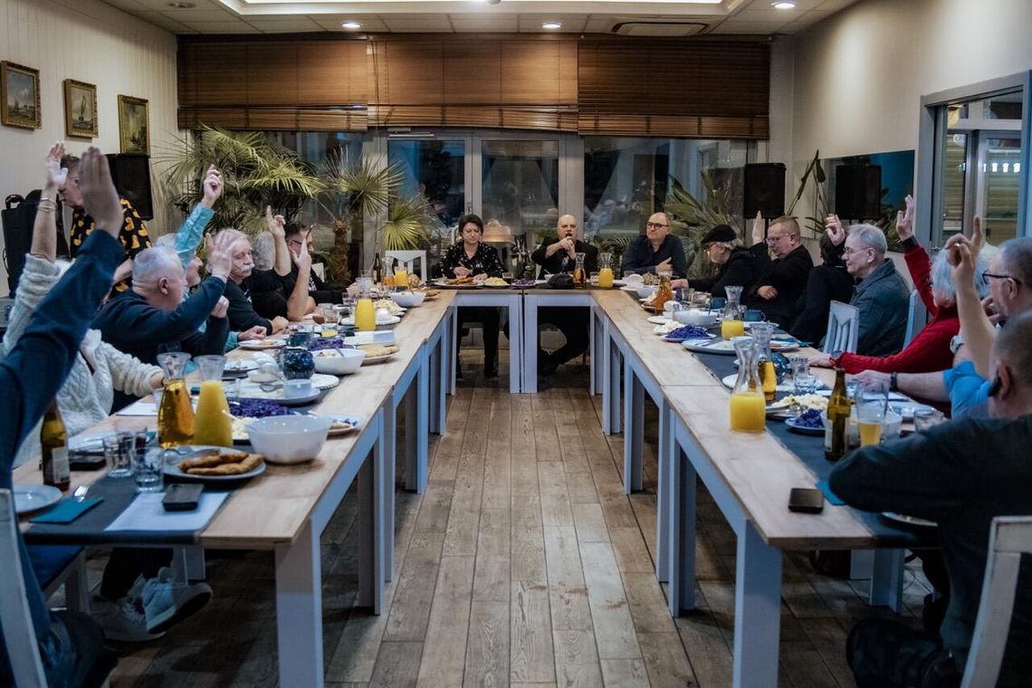 Karol Nawrocki i Tadeusz Batyr pobili rywali. Pomorscy felietoniści podsumowali rok w polityce