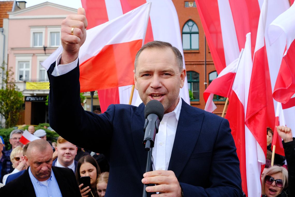 Karol Nawrocki przesłuchany w Pałacu Prezydenckim. Chodzi o apartament w MIIWŚ Karol Nawrocki