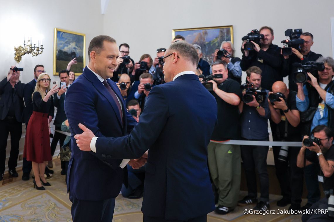 Karol Nawrocki u Andrzeja Dudy. Pierwsze spotkanie po wyborach spotkanie Karola Nawrockiego i Andrzeja Dudy w Pałacu Prezydenckim w Warszawie