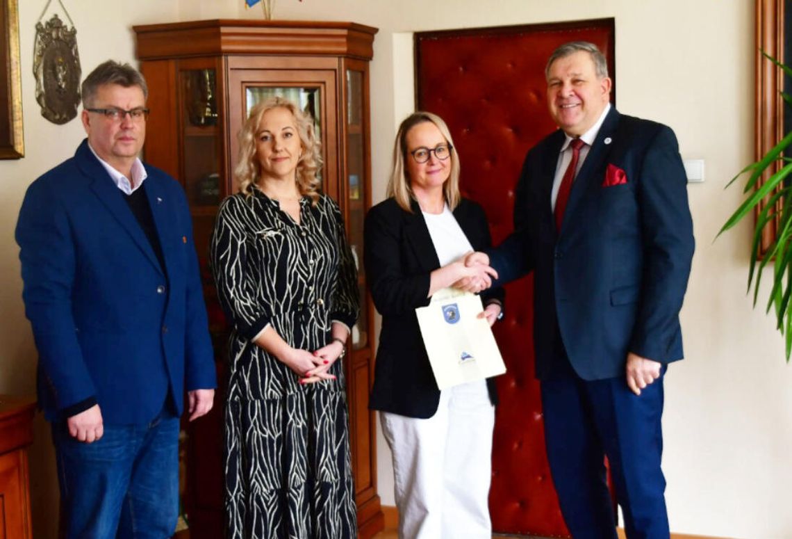 Kartuzy: Dyrektorki „od kultury" objęły stanowiska