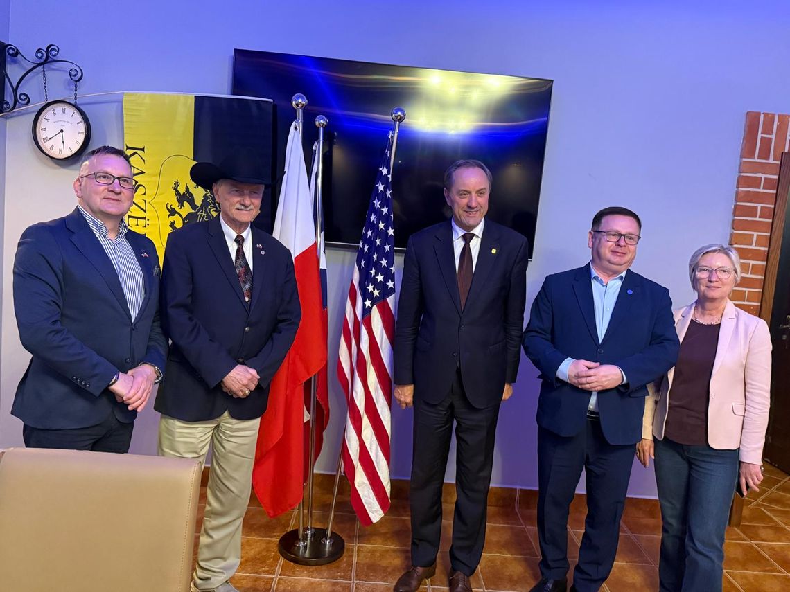 Kaszubscy przedsiębiorcy spotkali się ze znanym działaczem polonijnym z Teksasu Kaszubscy przedsiębiorcy spotkali się ze znanym działaczem polonijnym z Teksasu