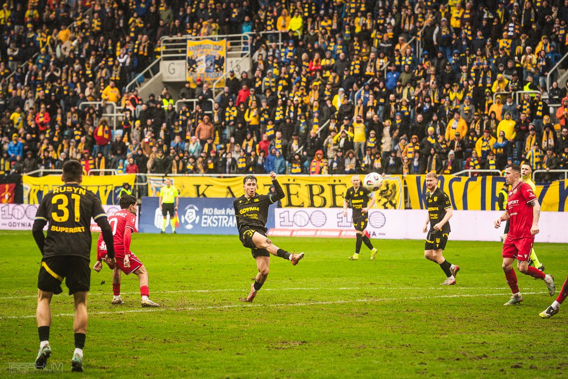 mecz Arka Gdynia Widzew Łódź