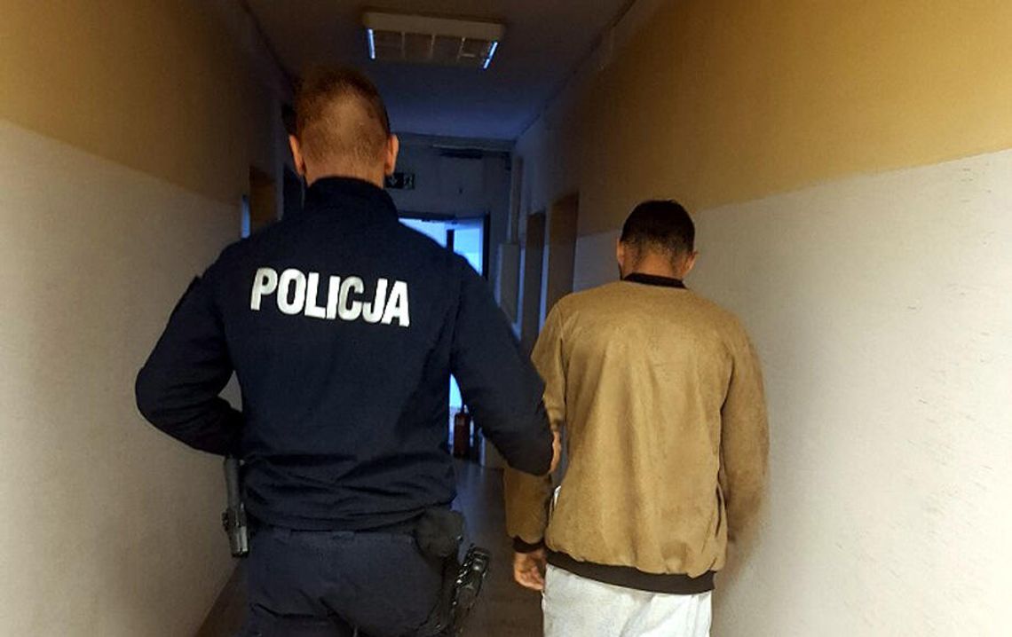 Pruszcz Gdański: 28-latek uciekał przed policją i prawie potrącił funkcjonariusza Pruszcz Gdański: 28-latek uciekał przed policją i prawie potrącił funkcjonariusza