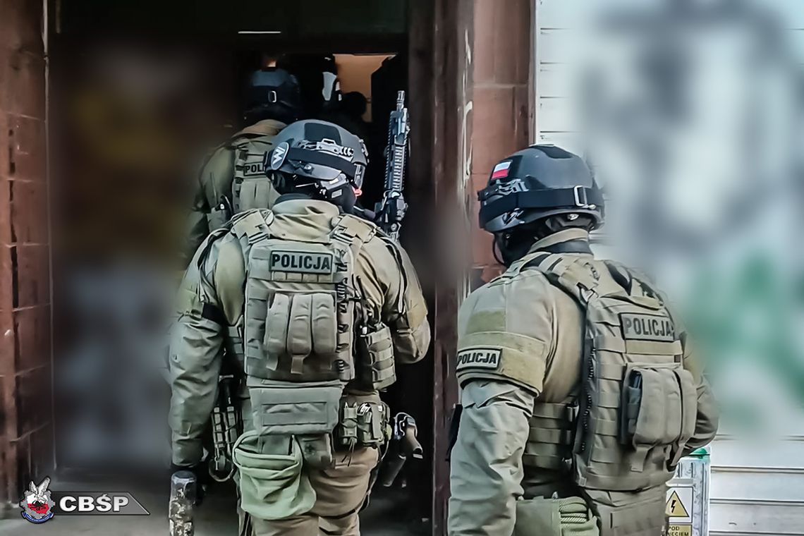 Kokaina, amfetamina, haszysz. CBŚP zatrzymało 29-latka, który miał narkotyki warte 3,5 mln zł Gdynia: Kokaina, amfetamina, haszysz. 29-latek miał narkotyki warte 3,5 mln zł